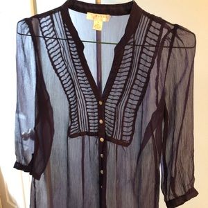 Sheer 3/4 sleeve top